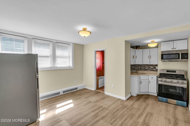 305 Cator Avenue 1B, Jersey City, NJ 07305