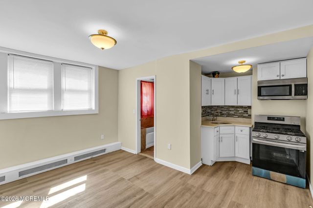 305 Cator Avenue 1B, Jersey City, NJ 07305