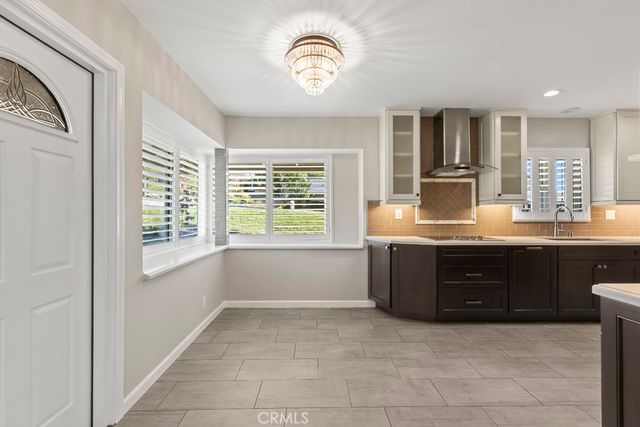 105 Country Club Court, Glendora, CA 91741