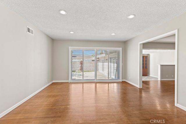 105 Country Club Court, Glendora, CA 91741