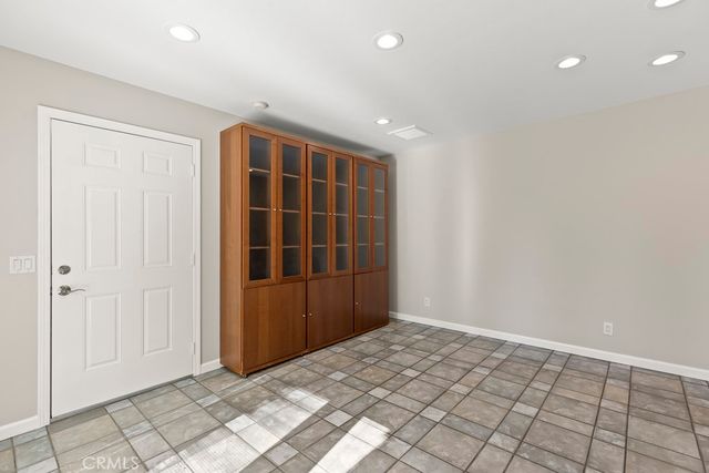 105 Country Club Court, Glendora, CA 91741