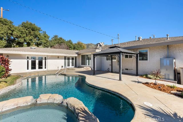 105 Country Club Court, Glendora, CA 91741