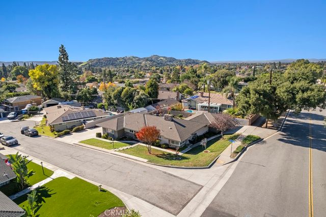 105 Country Club Court, Glendora, CA 91741