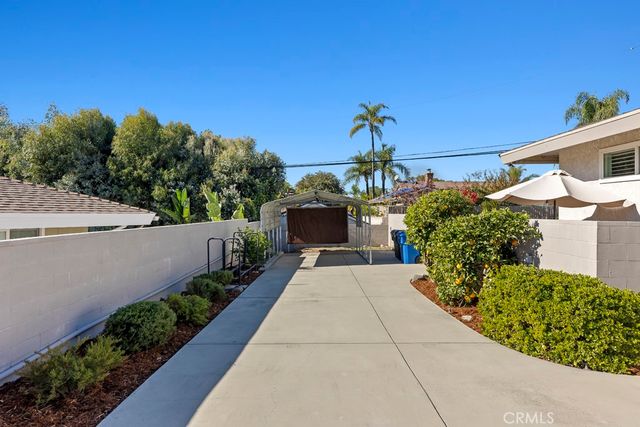 105 Country Club Court, Glendora, CA 91741