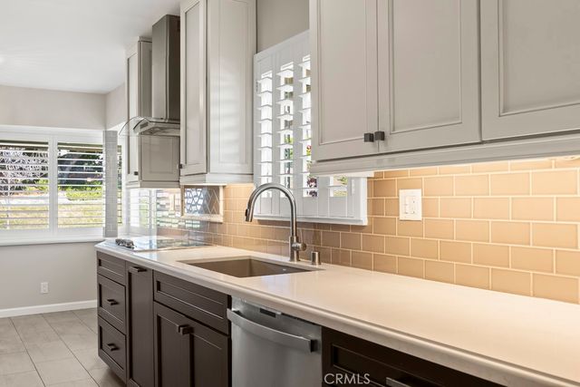 105 Country Club Court, Glendora, CA 91741