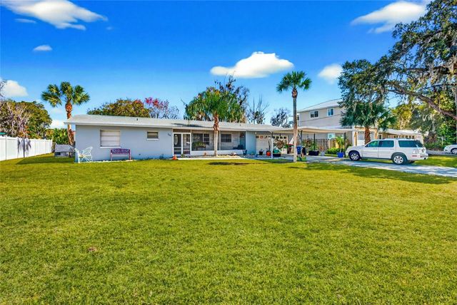 1115 SE KINGSBAY DRIVE, Crystal River, FL 34429