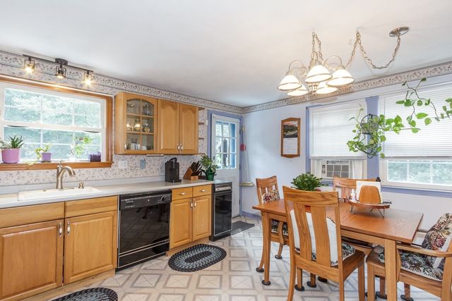159 Scotland Rd, Newbury, MA 01951