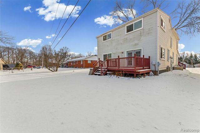 26730 Will Carleton Road Road, Flat Rock, MI 48134