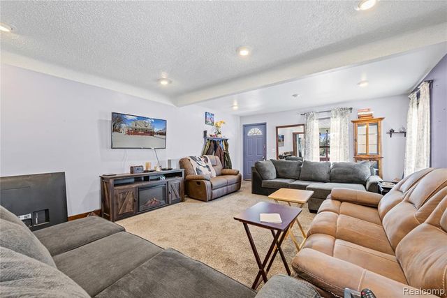 26730 Will Carleton Road Road, Flat Rock, MI 48134