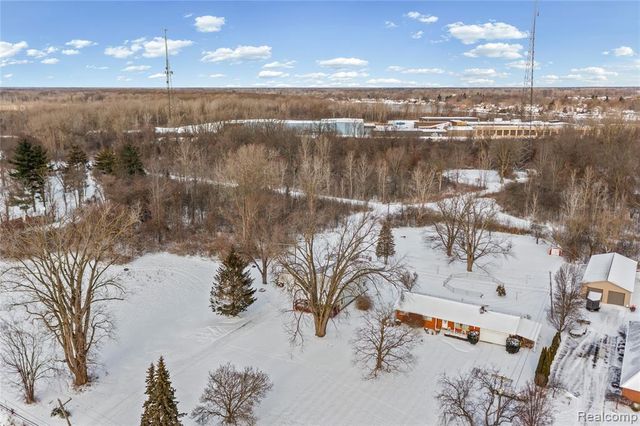 26730 Will Carleton Road Road, Flat Rock, MI 48134