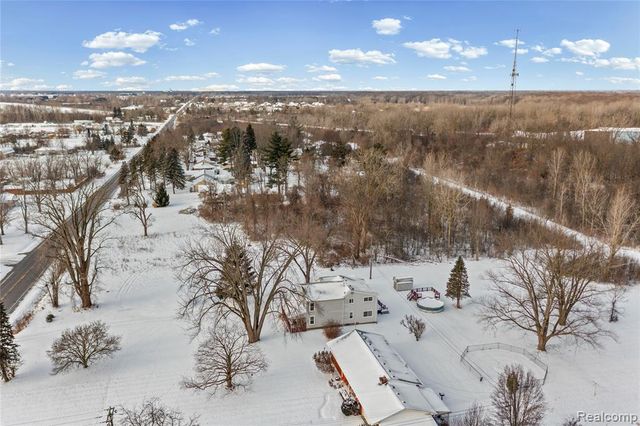 26730 Will Carleton Road Road, Flat Rock, MI 48134