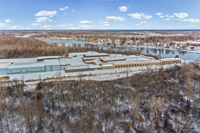 26730 Will Carleton Road Road, Flat Rock, MI 48134