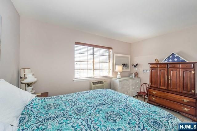 2021 Hawthorne Lane, Mahwah, NJ 07430