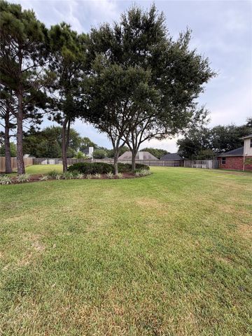 1212 Bay Area Boulevard, League City, TX 77573