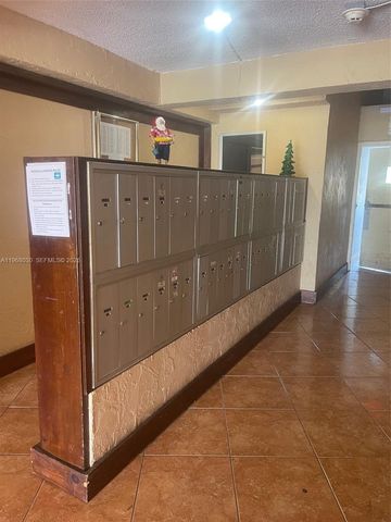 1350 SW 122nd Ave 212, Miami, FL 33184