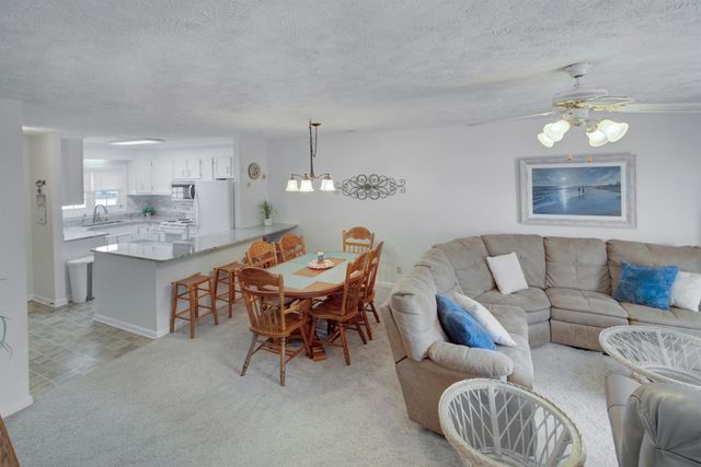 411 31st Ave N Apt 3, Myrtle Beach, SC 29577