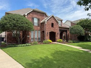 2531 Merlin Drive, Lewisville, TX 75056