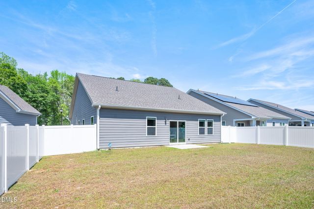 89 Molly Mac Lane, Angier, NC 27501