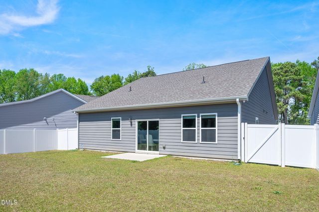 89 Molly Mac Lane, Angier, NC 27501
