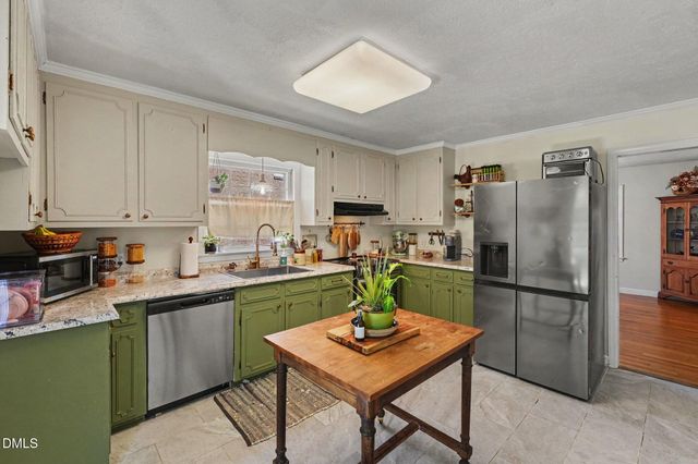 1017 S Claiborne Street, Goldsboro, NC 27530