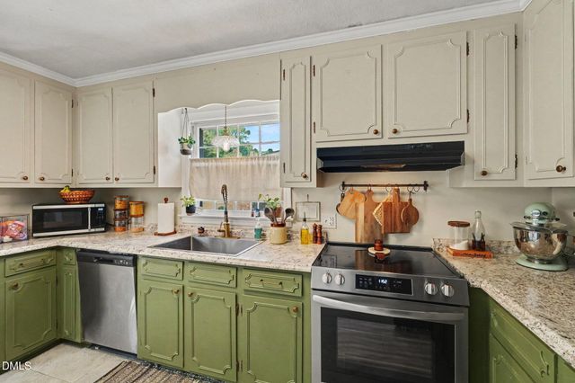 1017 S Claiborne Street, Goldsboro, NC 27530
