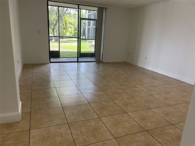 8065 SW 107TH Avenue 108, Miami, FL 33173