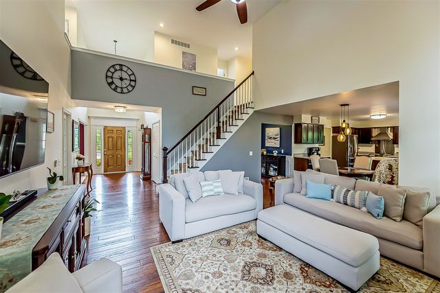 8757 Sydney Drive, Saline, MI 48176