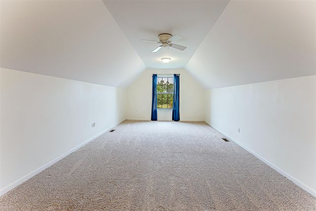 8757 Sydney Drive, Saline, MI 48176