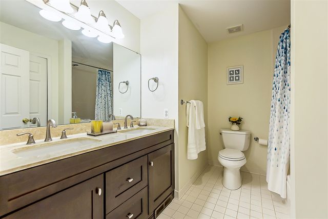 8757 Sydney Drive, Saline, MI 48176