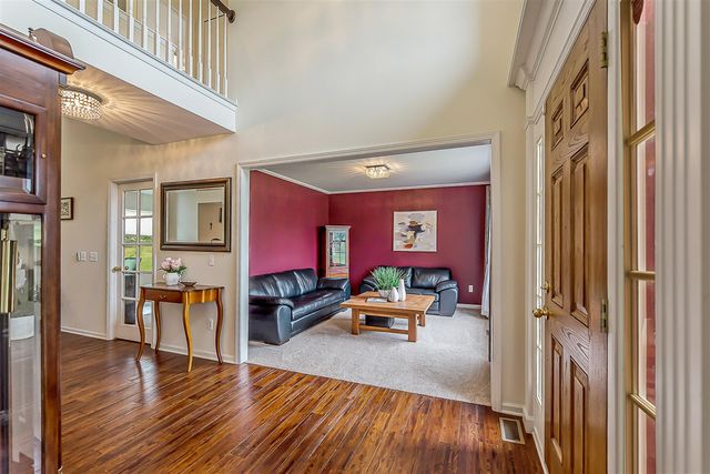 8757 Sydney Drive, Saline, MI 48176