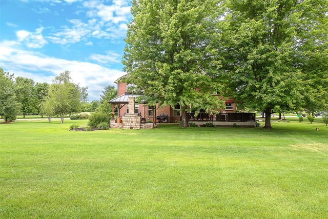 8757 Sydney Drive, Saline, MI 48176