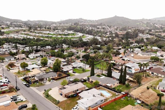 13403 Bubbling Ln, Lakeside, CA 92040