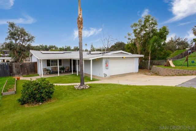 13403 Bubbling Ln, Lakeside, CA 92040