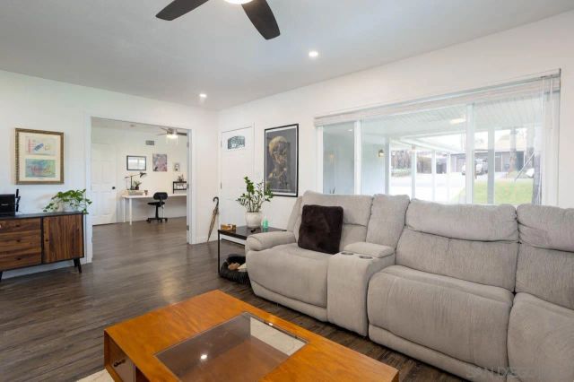 13403 Bubbling Ln, Lakeside, CA 92040