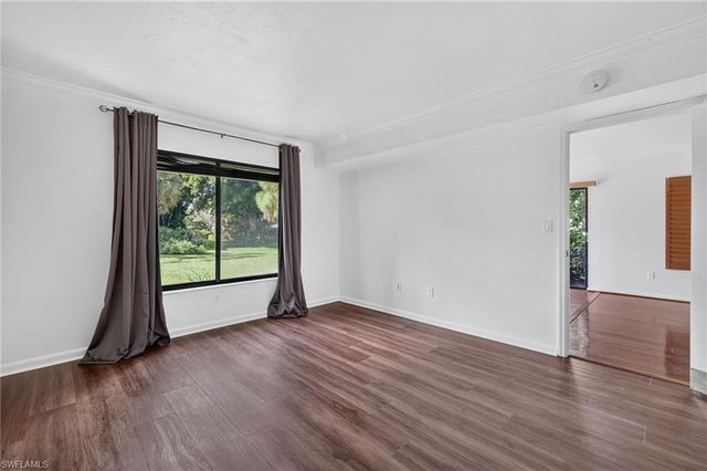 3370 10th ST N 1301, Naples, FL 34103