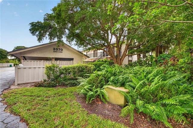 3370 10th ST N 1301, Naples, FL 34103