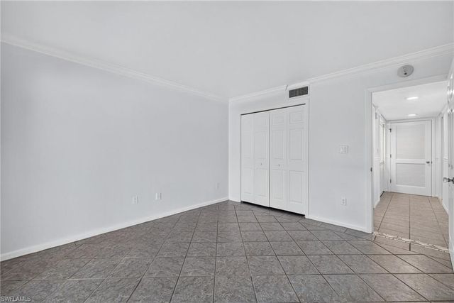 3370 10th ST N 1301, Naples, FL 34103