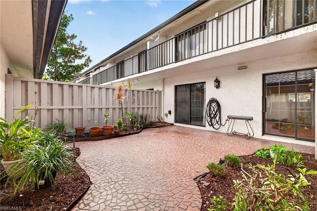 3370 10th ST N 1301, Naples, FL 34103