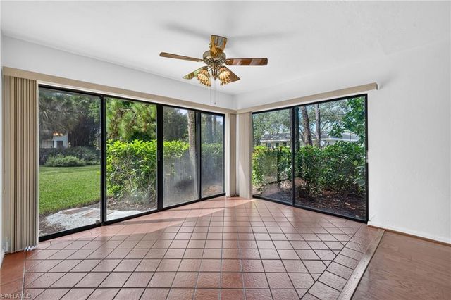 3370 10th ST N 1301, Naples, FL 34103