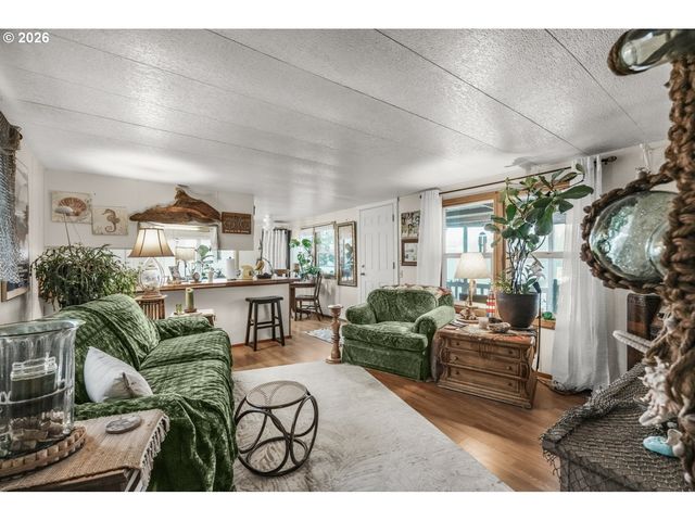 620 Se 2ND Ave 34, Canby, OR 97013