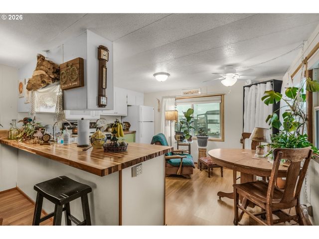 620 Se 2ND Ave 34, Canby, OR 97013