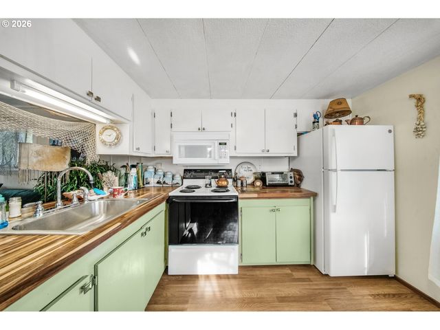 620 Se 2ND Ave 34, Canby, OR 97013