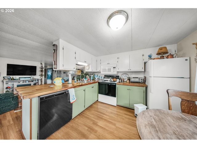 620 Se 2ND Ave 34, Canby, OR 97013