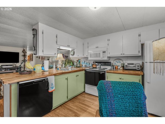 620 Se 2ND Ave 34, Canby, OR 97013