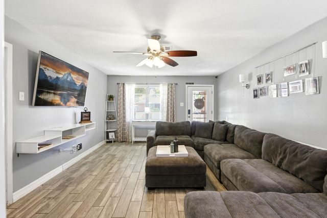 2405 Hillshire Drive, Deer Park, TX 77536