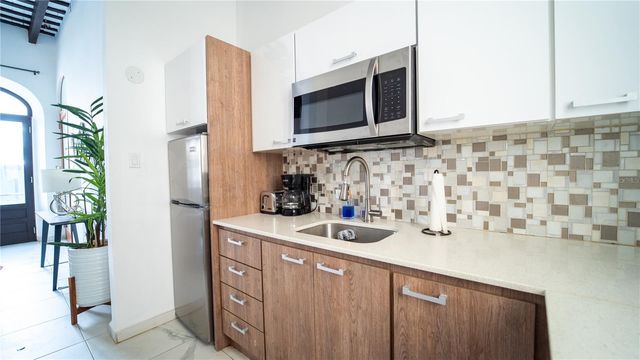 101 SOL STREET 2B, Old San Juan, PR 00901