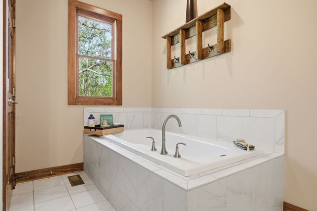 4896 Benders Ferry Rd, Mount Juliet, TN 37122