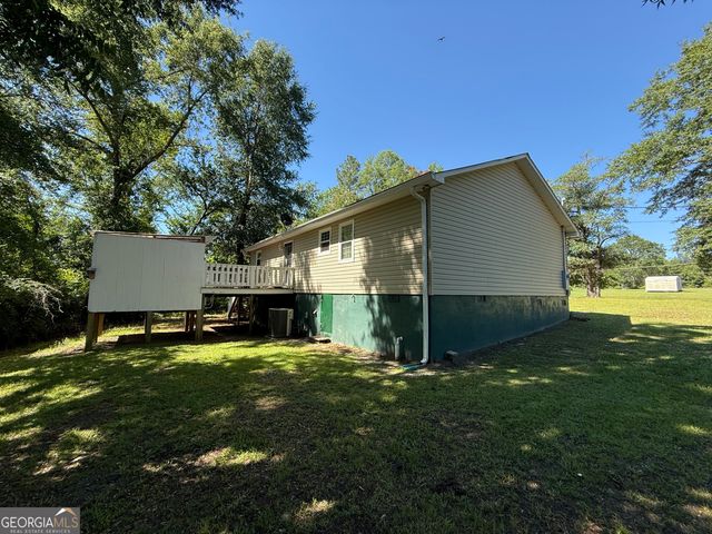 108 Atkinson Drive, Swainsboro, GA 30401
