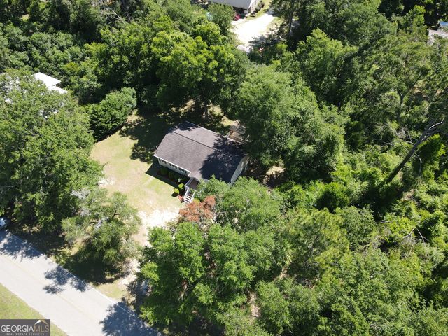 108 Atkinson Drive, Swainsboro, GA 30401