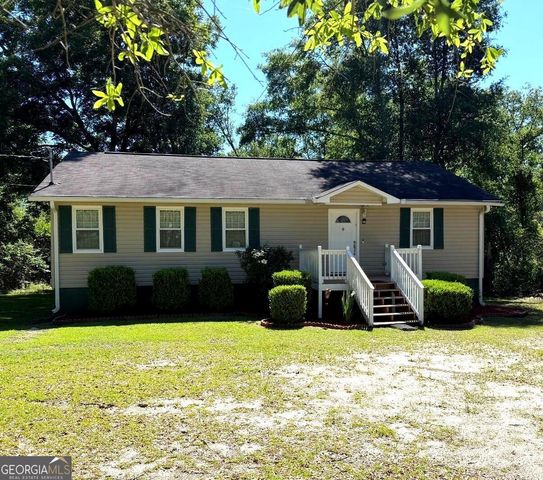 108 Atkinson Drive, Swainsboro, GA 30401